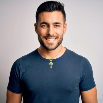 Men's and Women's Crucifix Cross Pendant | 14K Gold