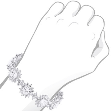 Woman 18K Gold Diamond Bracelet | Prong Set | 26.38ct