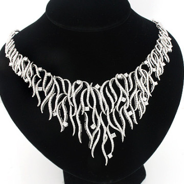 Women's Diamond Designer Necklace | 18K Gold | 14.78ct