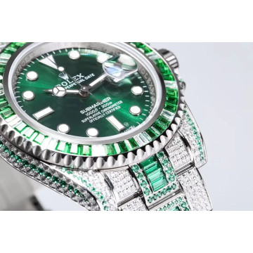 Stainless Steel Men's Rolex Watch | Submariner | 40 mm | Oyster Bracelet | Diamond Emerald Bezel | Green Dial